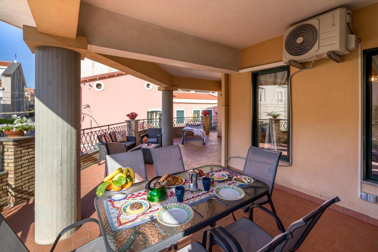 Loft Angolo Sul Mare Letojanni Exterior foto
